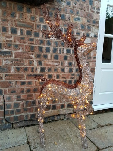 Large outdoor standing - large,